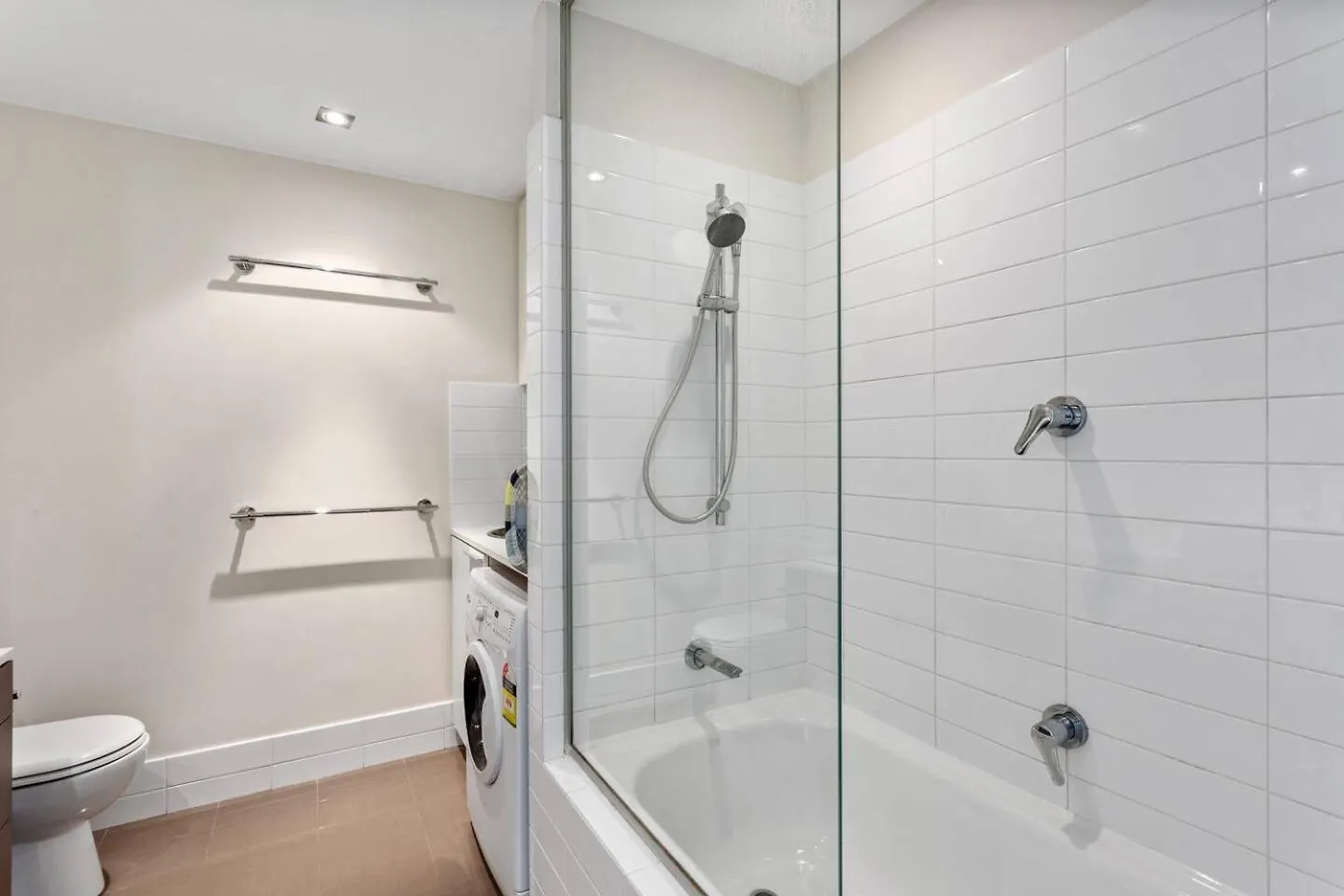 公寓 Bright 3Bdrm City Skyline Views Catbus,Waca,Optus