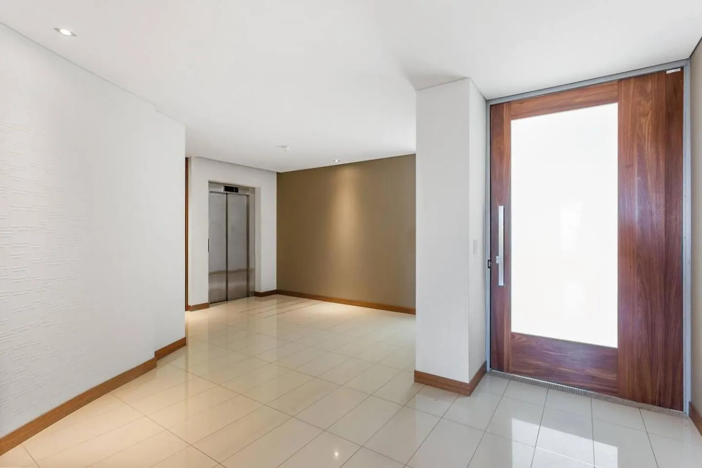 Appartement Bright 3Bdrm City Skyline Views Catbus,Waca,Optus