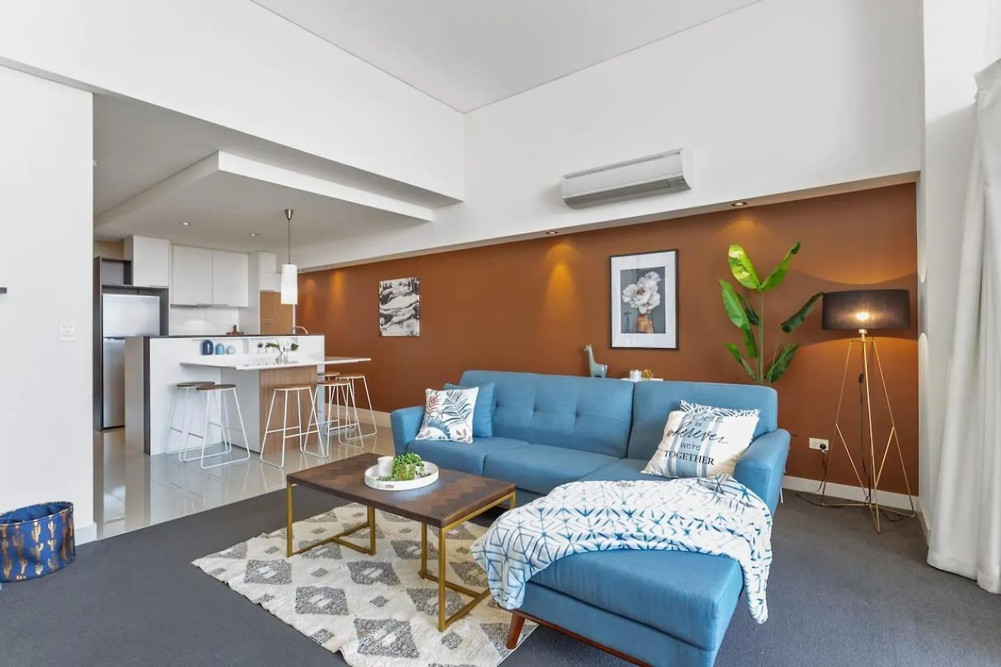 Bright 3Bdrm City Skyline Views Catbus,Waca,Optus